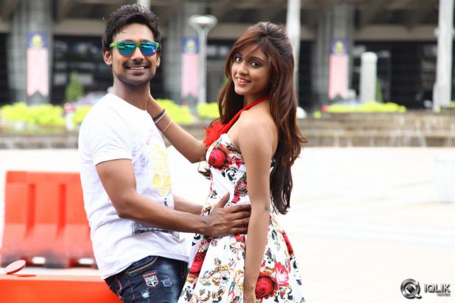 Paddanandi Premalo Mari